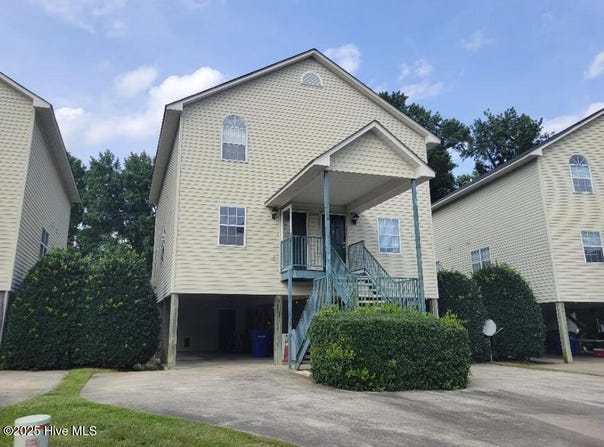 2009 River Drive, Greenville, NC 27858