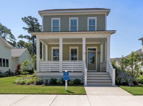 303 BAYSIDE AVENUE, CAPE CHARLES, VA 23310