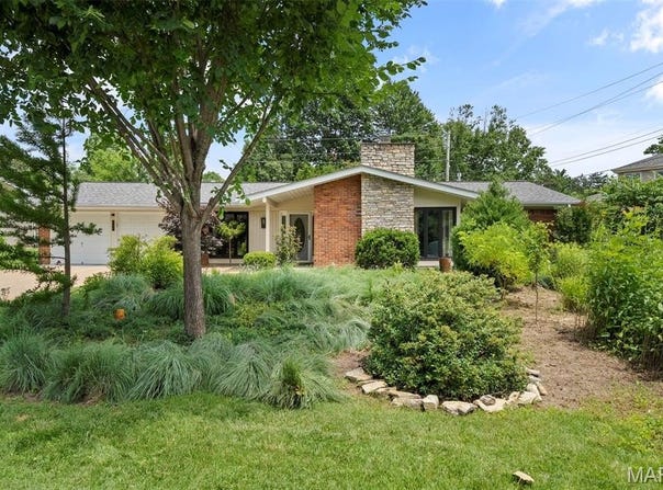 9127 Garber Road, St Louis, MO 63126