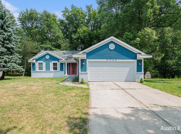 3524 Brook Trail SE, Grand Rapids, MI 49508