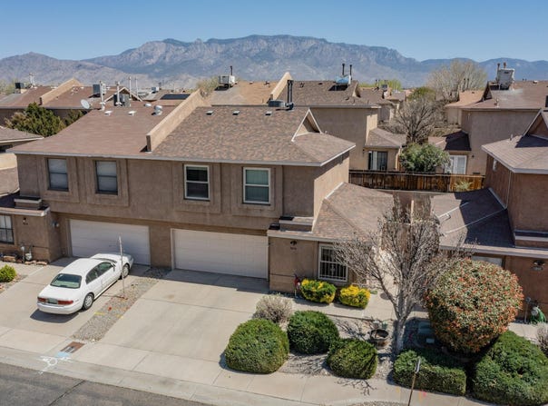 8616 EL MONTE Lane NE, Albuquerque, NM 87113