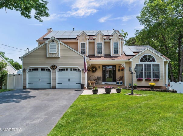 113 Toggle Road, Manahawkin, NJ 08050