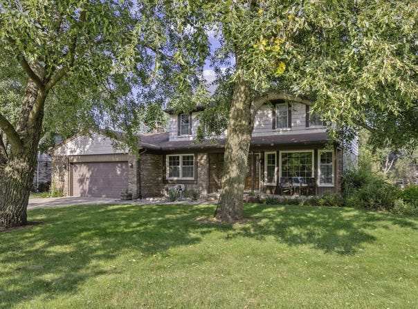 21944 Rossdale Court, Northville, MI 48167