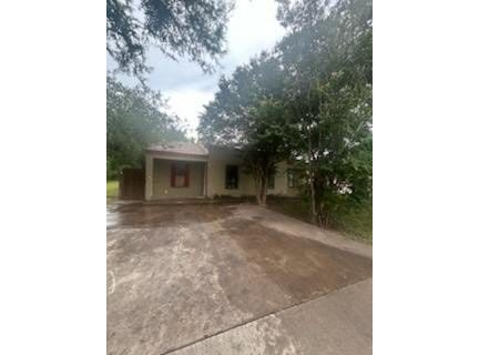 29 W Ave Q, San Angelo, TX 76903