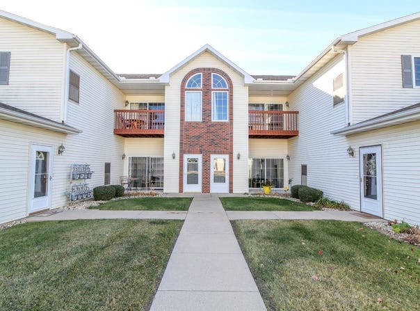 1612 Commonwealth Drive, Fort Atkinson, WI 53538