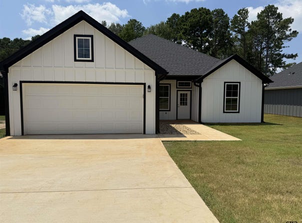 369 CR 4215, Jacksonville, TX 75766