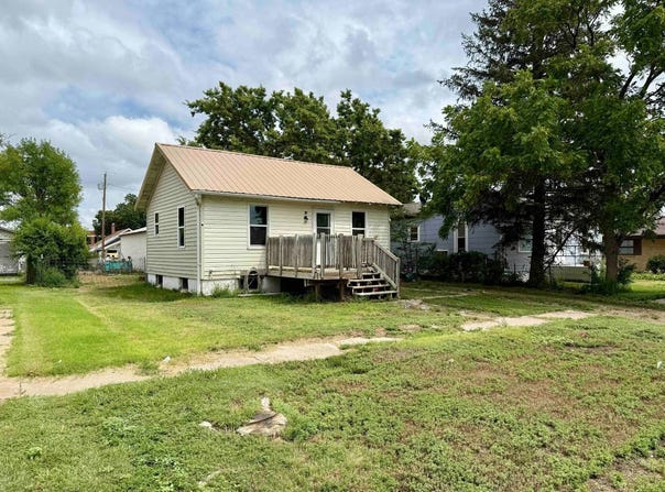 115 Nebraska Ave., Brewster, KS 67732