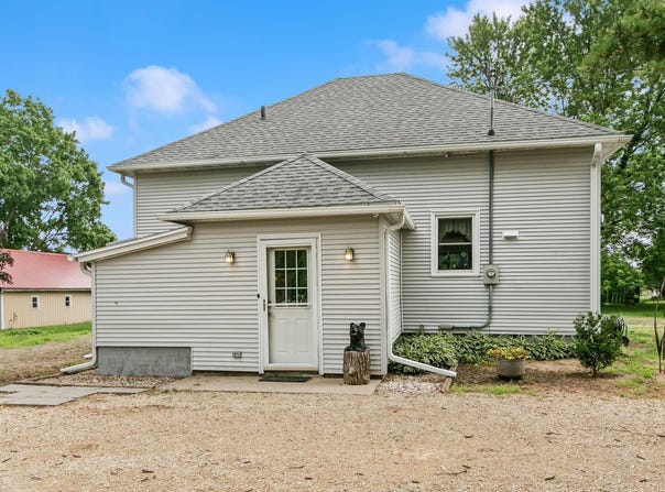 1120 City View Road, Baraboo, WI 53913