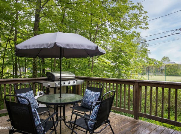 10 Elm Rd, Richmond, MA 01254