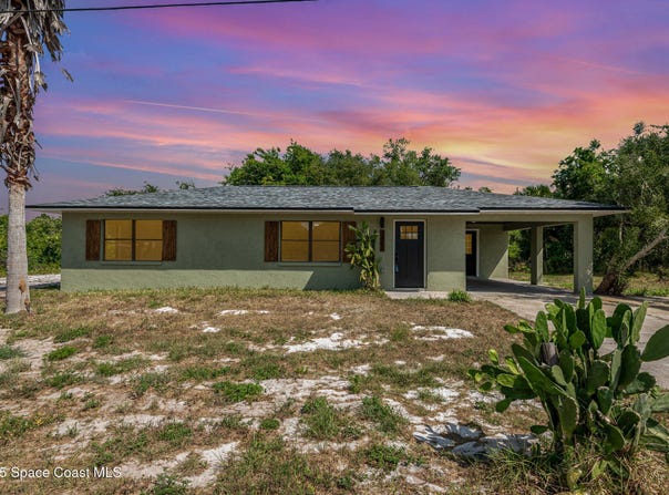 3812 Lucerne Avenue, Mims, FL 32754