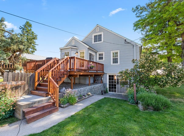 680 CEDAR ST, COLVILLE, WA 99114