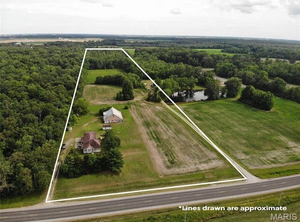 25944 State Route 161, Centralia, IL 62801