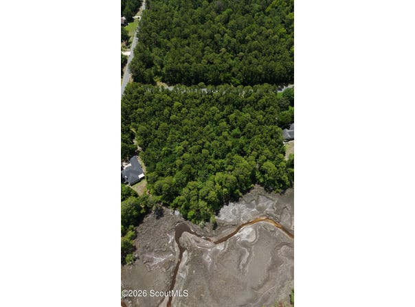 O Lighthouse Circle, Woodbine, GA 31569