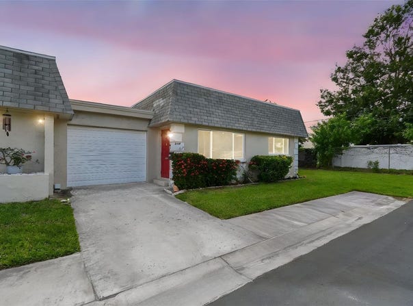 8447 ORLEANS N, PINELLAS PARK, FL 33781