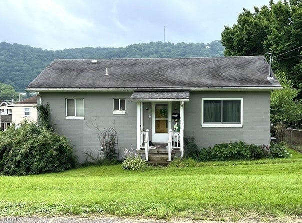 1308 Hukill Street, Brilliant, OH 43913
