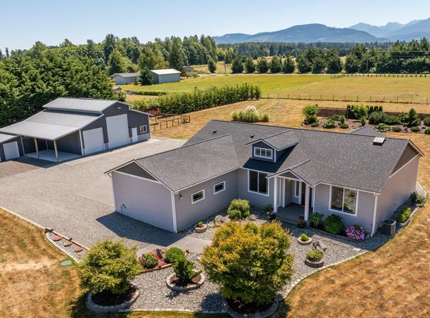 231 Kasiana, Sequim, WA 98382