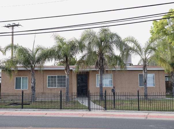 2014 W Houston Avenue, Visalia, CA 93291