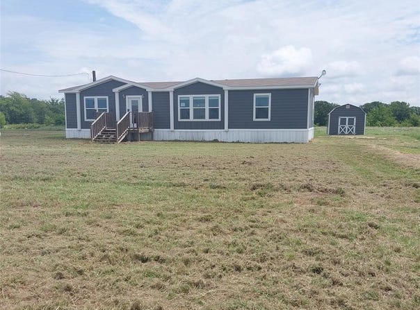 136 County Road 44480, Paris, TX 75462