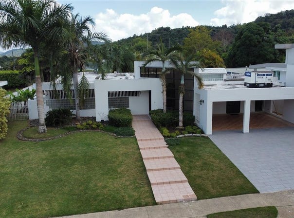 F9 SAN ESTEBAN, CAGUAS, 00725