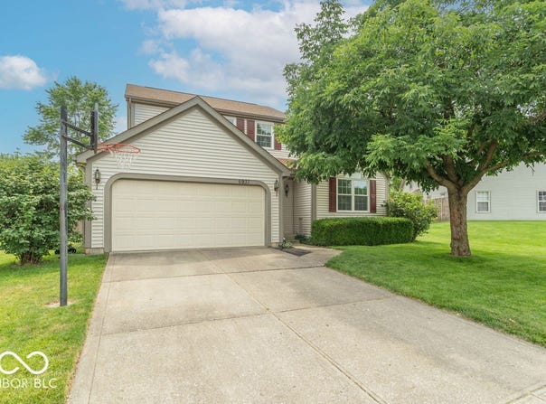 6937 Thousand Oaks Drive, Indianapolis, IN 46214