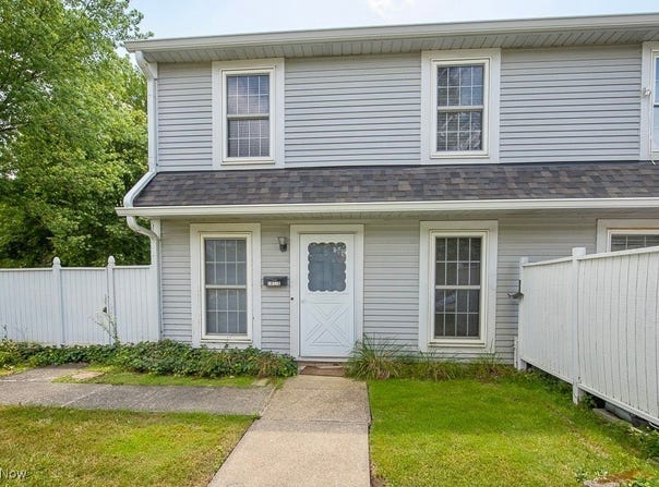 20325 Williamsburg Court unit: 310B, Middleburg Heights, OH 44130