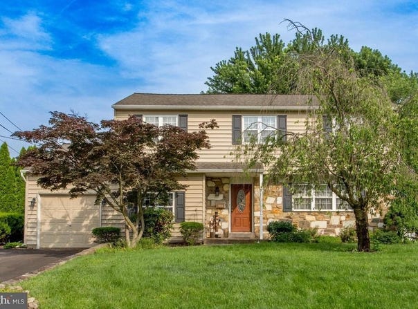 1018 HILLTOP ROAD, WARMINSTER, PA 18974