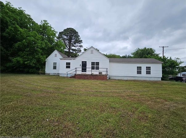 509 Sherwood AVE, Bonanza, AR 72916