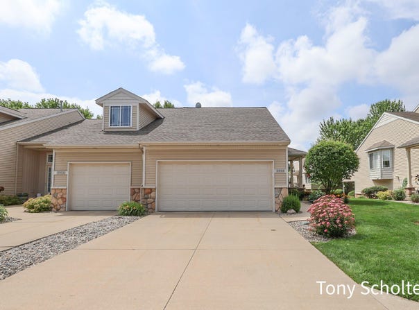 2956 Pebblestone Drive, Hudsonville, MI 49426