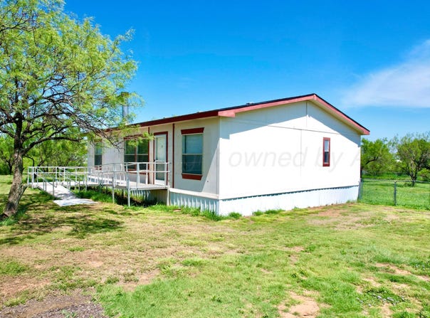 2306 DOMINO Lane, Amarillo, TX 79108-1841