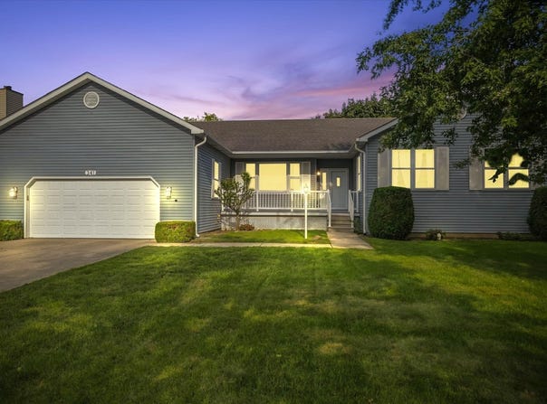 341 Old Darby Lane, Winthrop Harbor, IL 60096