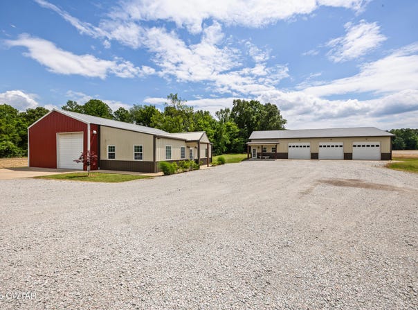 692 Boone Lane, Jackson, TN 38301