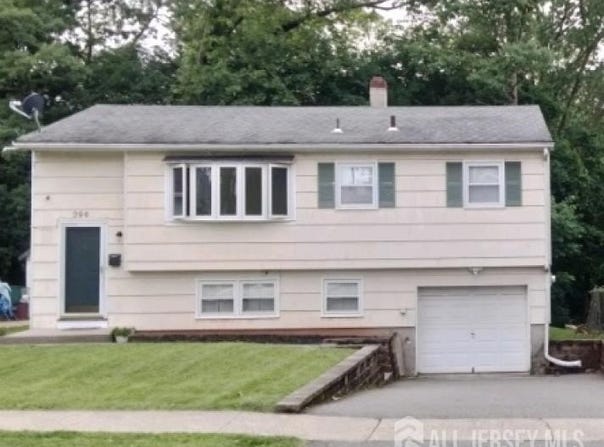 396 S 7th Avenue, Highland Park, NJ 08904