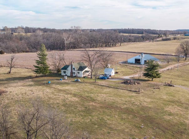 349 S Dade 163, Greenfield, MO 65661
