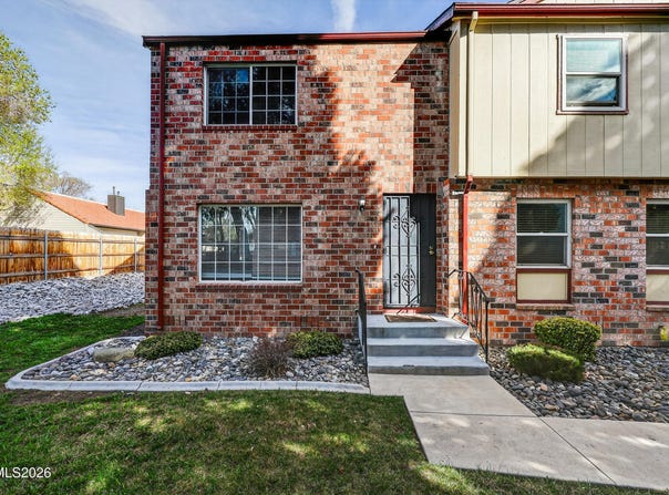 435 Pine Meadows Drive, Sparks, NV 89431