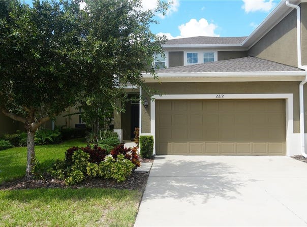 2212 LENNOX DALE Lane, BRANDON, FL 33510
