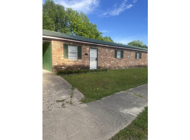 1107 S Cypress Street, Pine Bluff, AR 71603