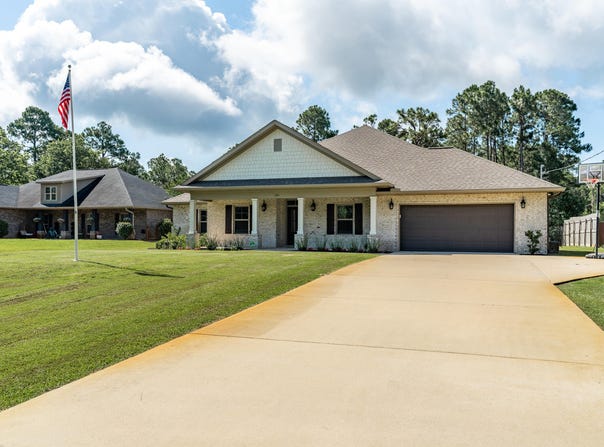 5921 E East Bay Boulevard, Gulf Breeze, FL 32563