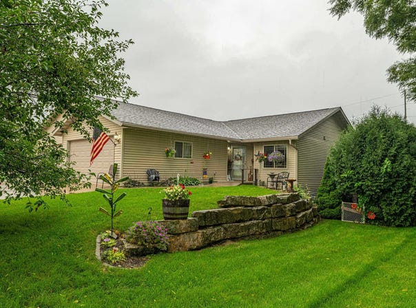 1012 Georgene Street, Dodgeville, WI 53533