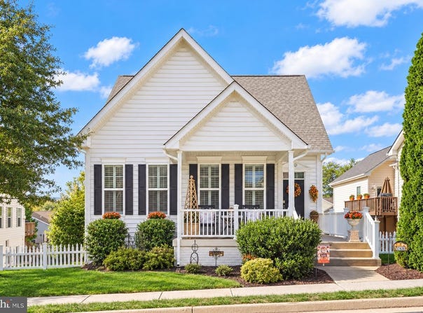 17430 LETHRIDGE Circle, ROUND HILL, VA 20141