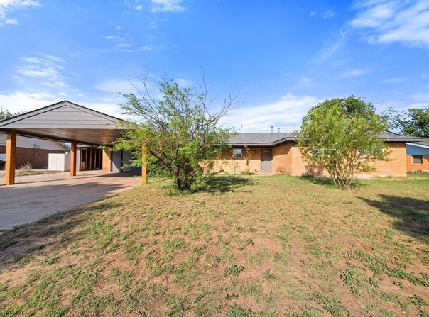 204 Heaton Road, Big Spring, TX 79720