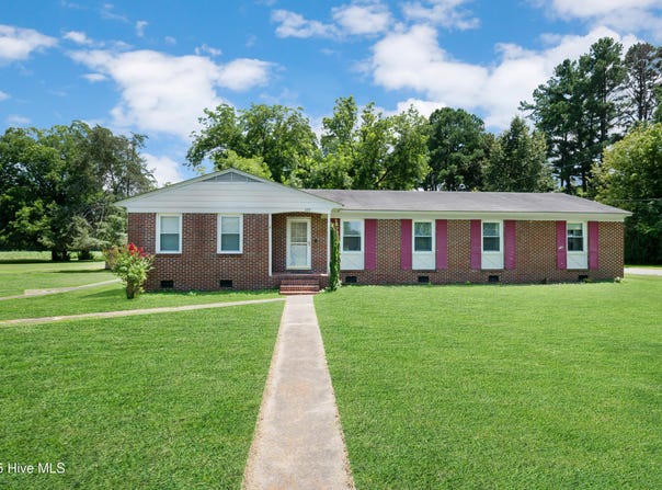 300 E Main Street, Woodland, NC 27897