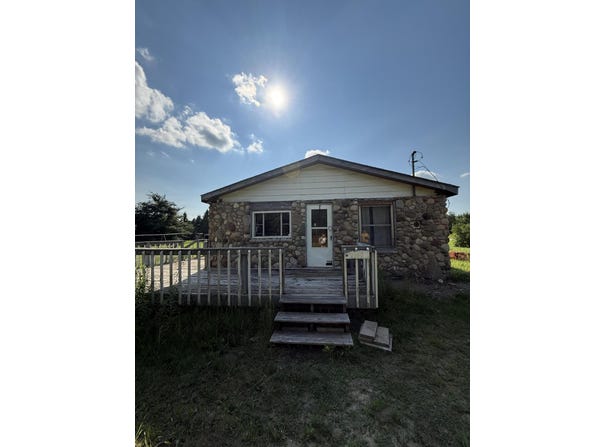 9980 Old 27 N, Vanderbilt, MI 49795
