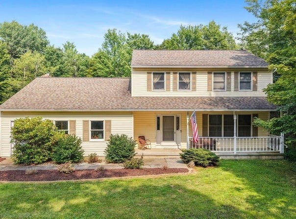 4616 Foster Valley Road, Endicott, NY 13760