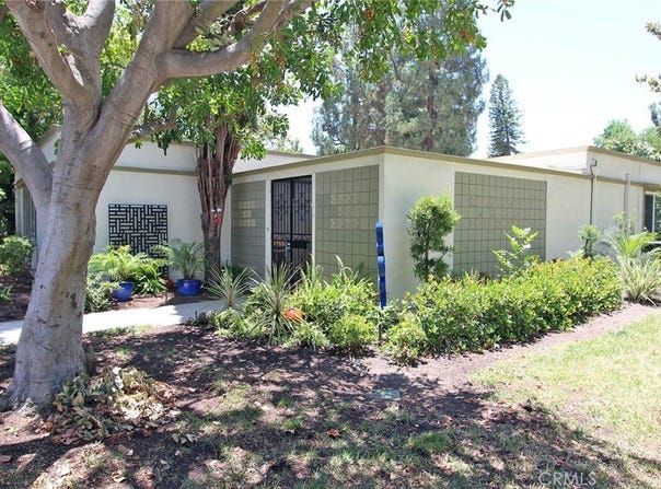 170 Avenida Majorca, Laguna Woods, CA 92637