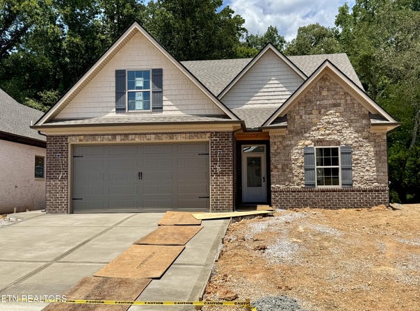 1125 Chardonnay Lane, Knoxville, TN 37932