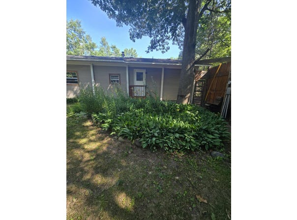 11609 Divison Street, Atlanta, MI 49709