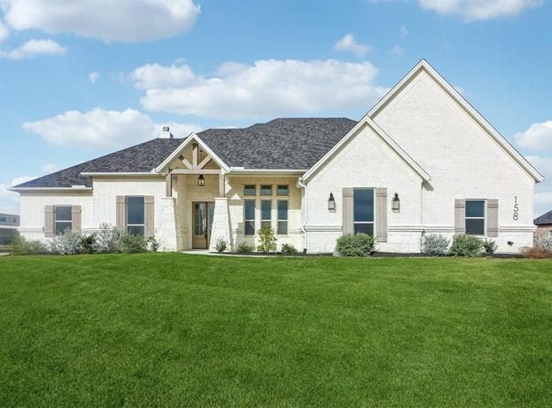 158 Coalson Crossing, Azle, TX 76020