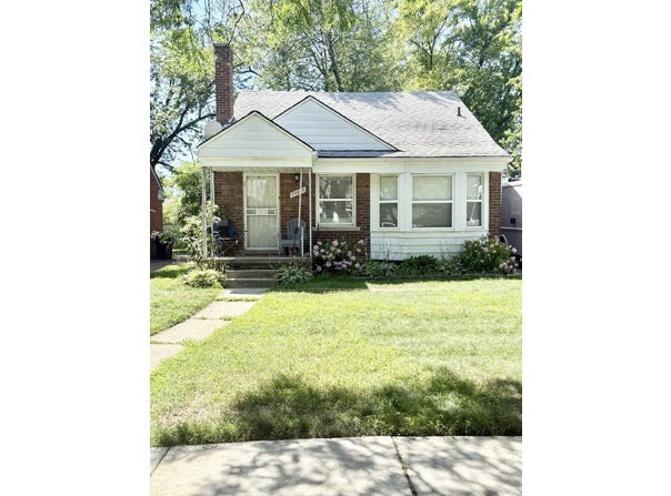 20569 Biltmore Street, Detroit, MI 48235