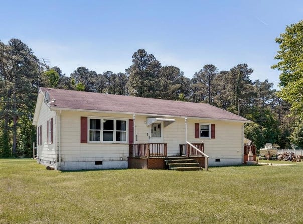 18519 BIG RD, PARKSLEY, VA 23421