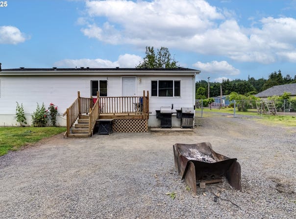 2614 48TH AVE, Longview, WA 98632